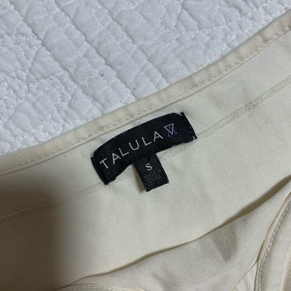 Talula/Aritzia lace side top size small - Picture 5 of 5